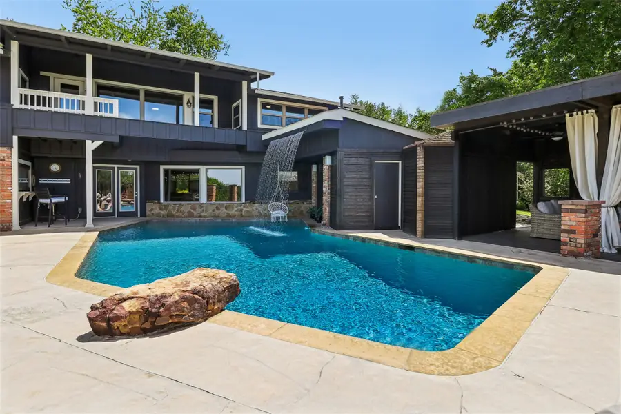 1303 S Alamo Road, Rockwall, TX 75087 - #2