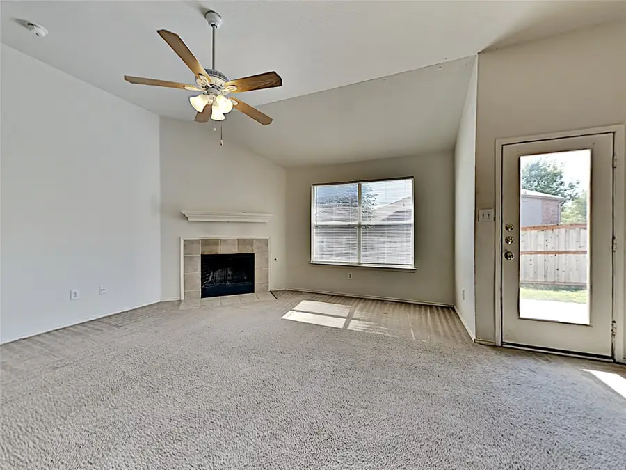 1444 Mountain Air Trail, Fort Worth, TX 76131 - #2