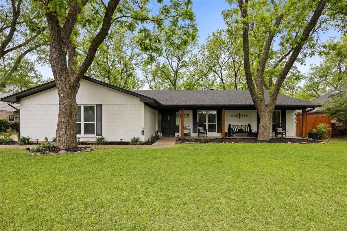 8513 Ravenswood Road, Granbury, TX 76049 - #1