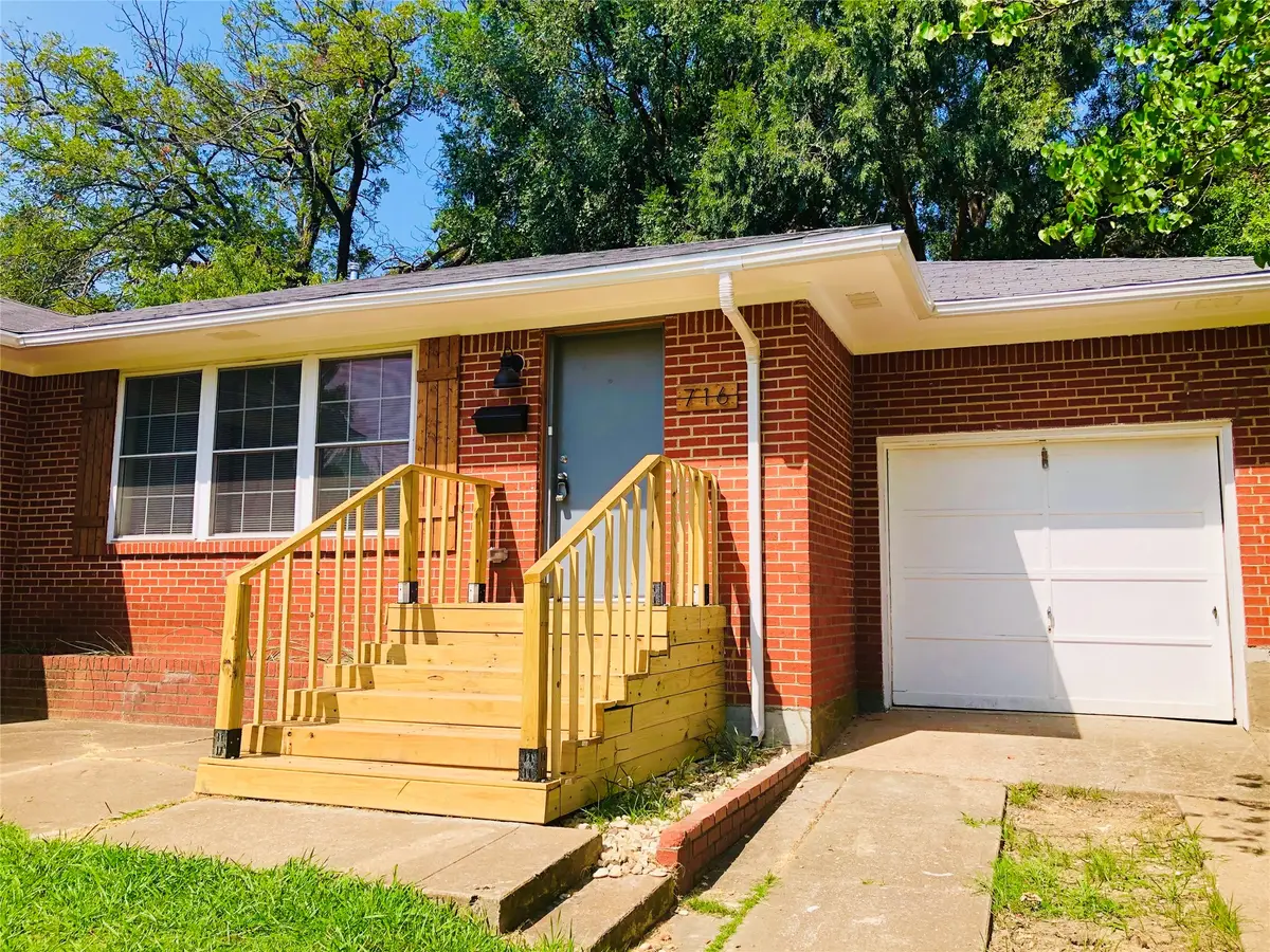 716 Kessler Boulevard, Sherman, TX 75092 - #1