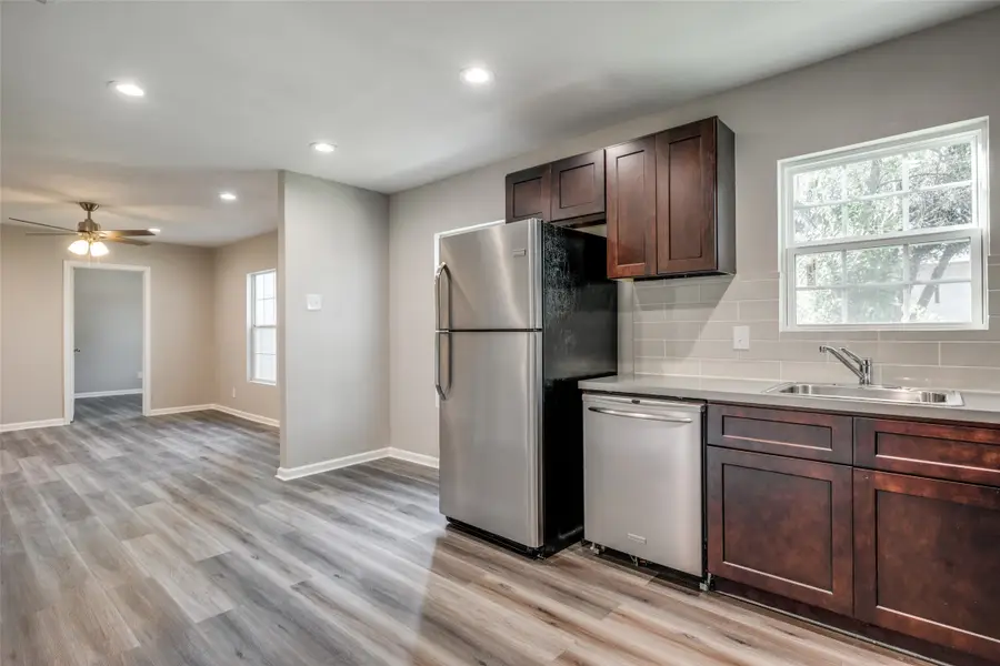 4206 Robert L Parish Sr Avenue, Dallas, TX 75210 - #3