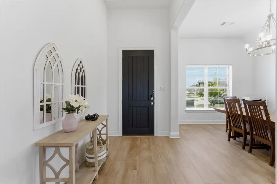 6001 Mountain Lodge Drive, Fort Worth, TX 76179 - #3