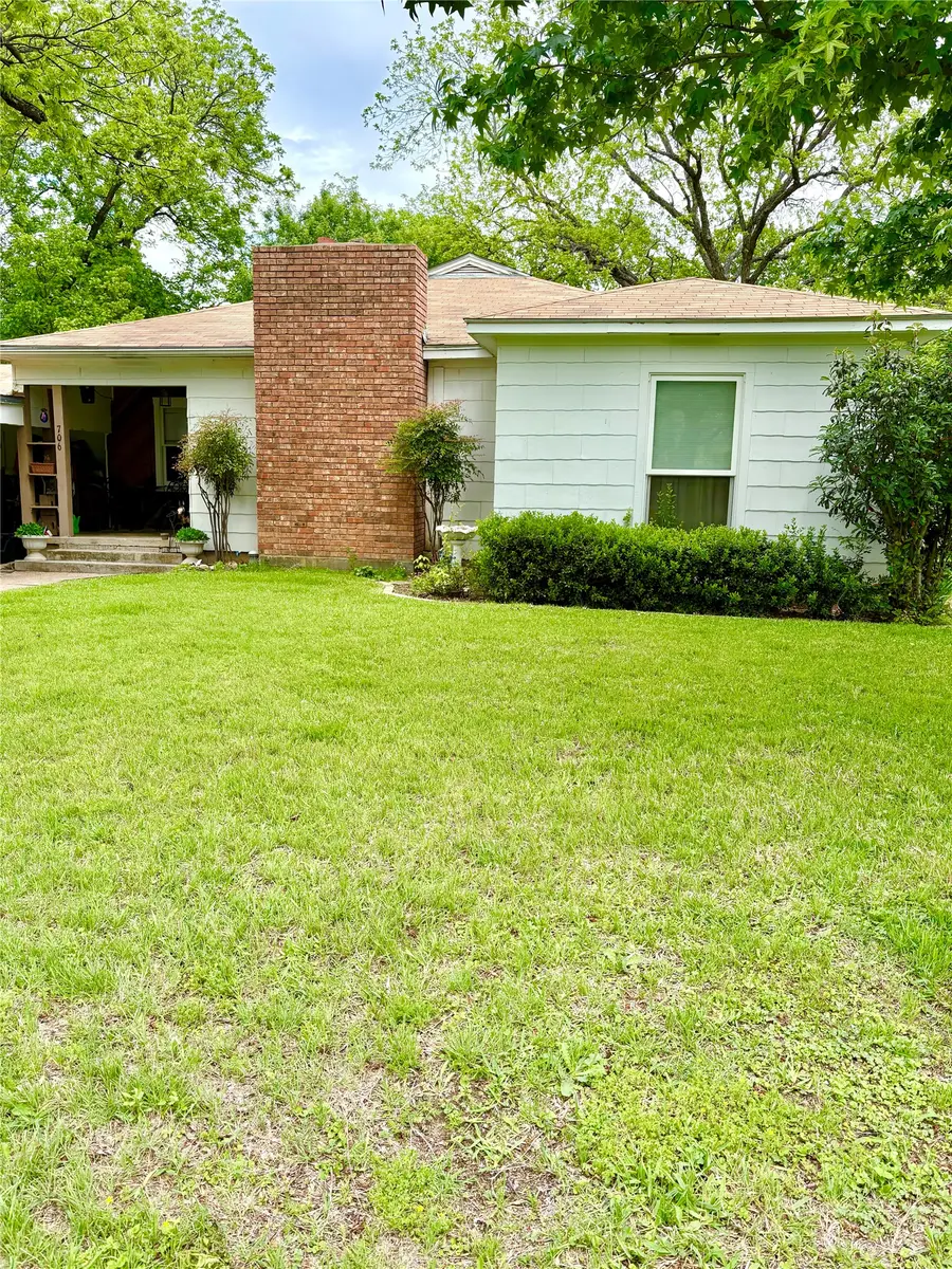 706 S Avenue I, Clifton, TX 76634 - #2