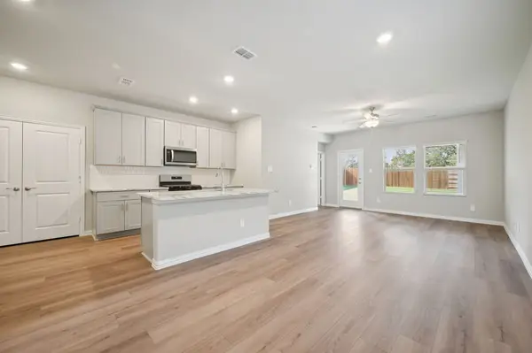 3610 Bridgeport Drive, Farmersville, TX 75442