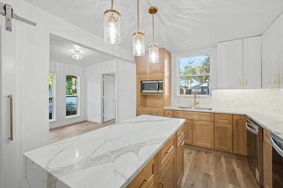 7518 Caillet Street, Dallas, TX 75209 - #2