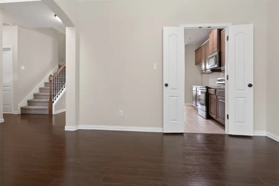 4407 Emerald Leaf Drive, Mansfield, TX 76063 - #3