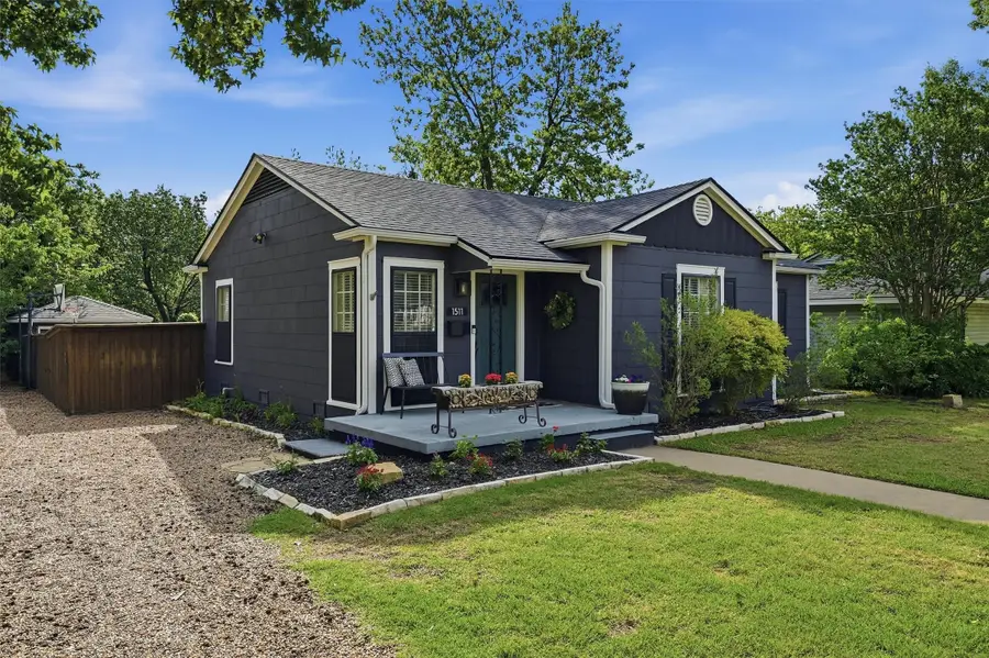 1511 N Alexander Street, Sherman, TX 75092 - #3