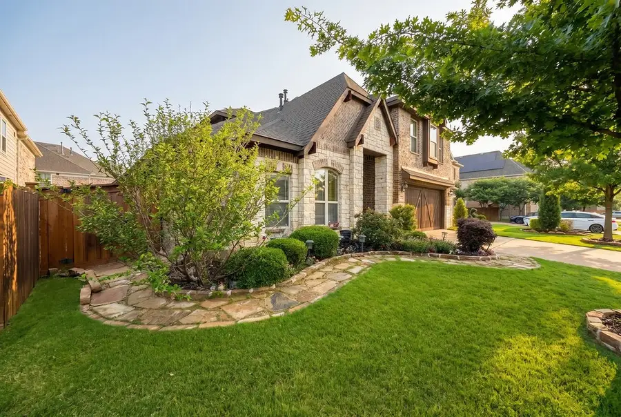 2840 Mariposa Drive, Grand Prairie, TX 75054 - #2