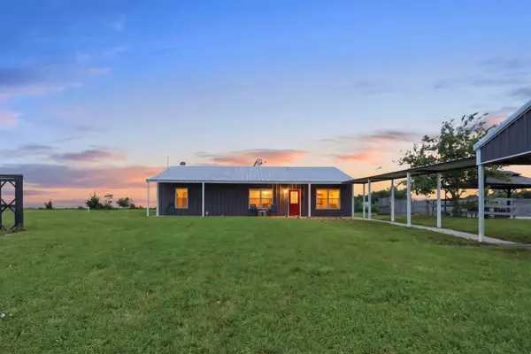 1234 County Road 1013, Wolfe City, TX 75496