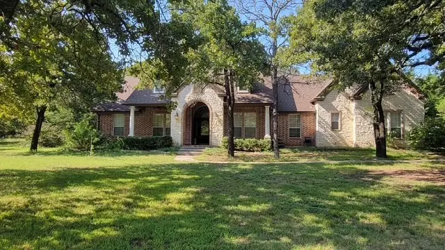 735 Sleepy Hollow Lane, Valley View, TX 76272 - #1