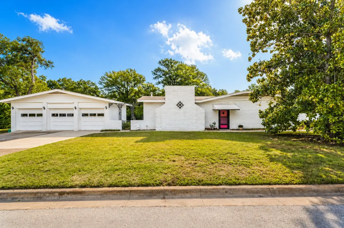 203 Lakeridge Road, Lakeside, TX 76108 - #1