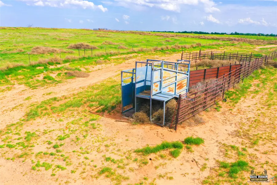 10405 County Road 106 W, Vernon, TX 76384 - #3