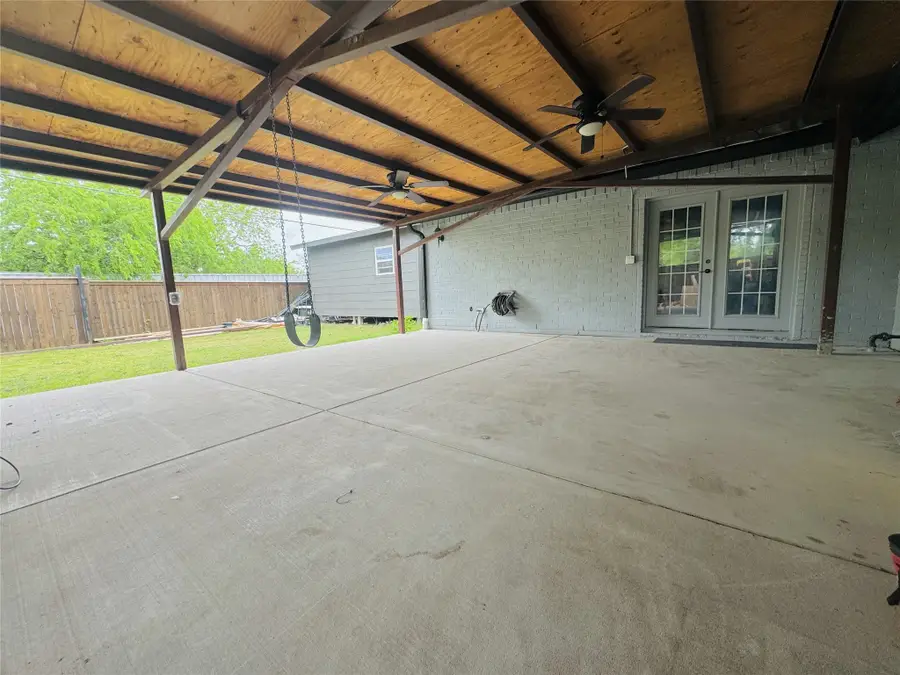 107 N Forest Crest Drive, Garland, TX 75042 - #2