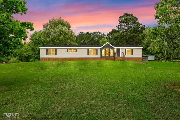 8730 Pinehaven, Keithville, LA 71047