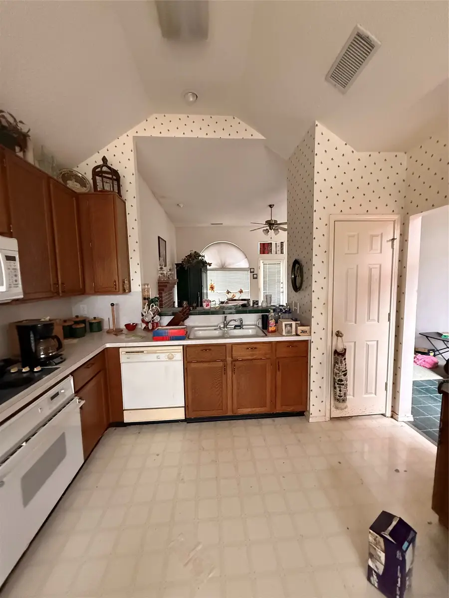 3009 Plum Tree Lane, Flower Mound, TX 75022 - #2