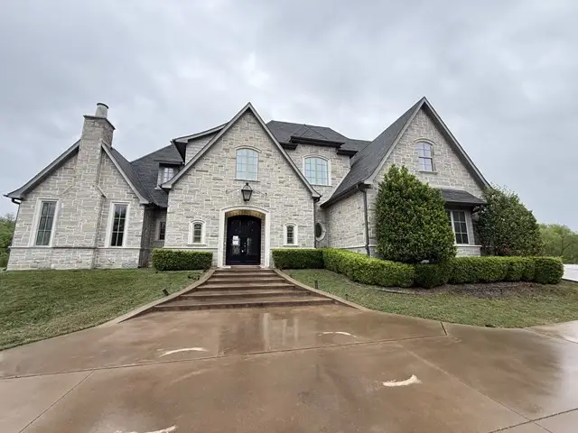 230 Oak Tree Drive, Waxahachie, TX 75165 - #3