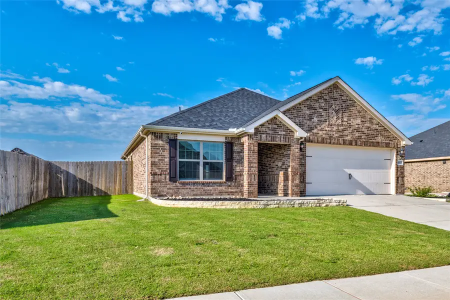 4014 Lakeview Drive, Sanger, TX 76266 - #2