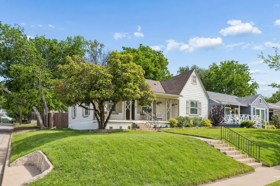 4636 Calmont Avenue, Fort Worth, TX 76107 - #3