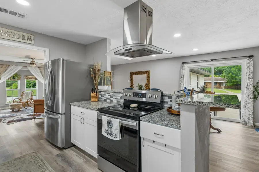 2306 W Five Mile Parkway, Dallas, TX 75224 - #2