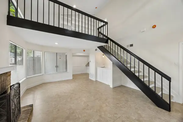 18040 Midway Road #218, Dallas, TX 75287