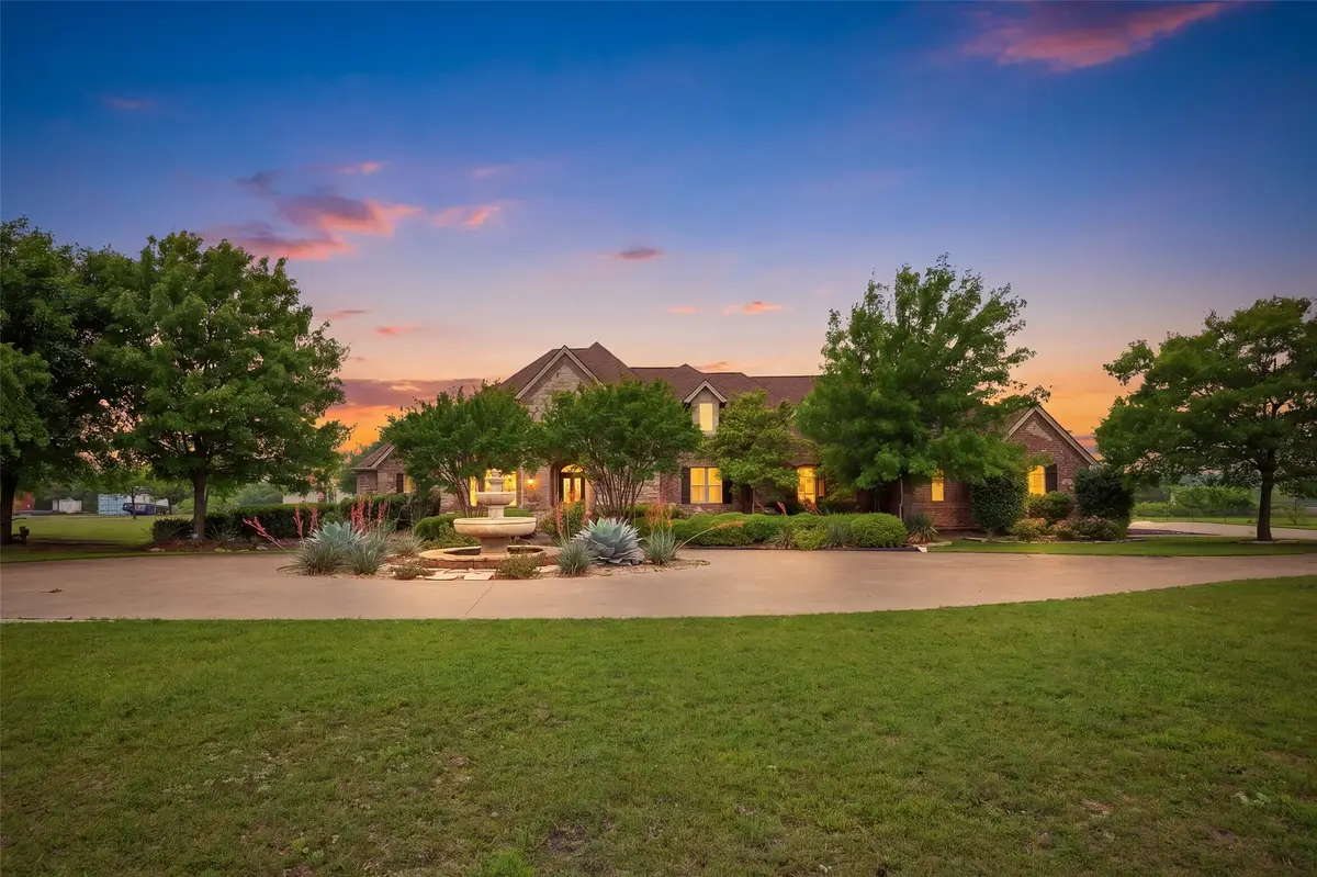 5241 Plainview Road, Midlothian, TX 76065 - #1