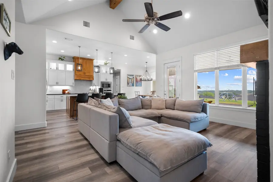 1040 Agnes N, Springtown, TX 76082 - #3