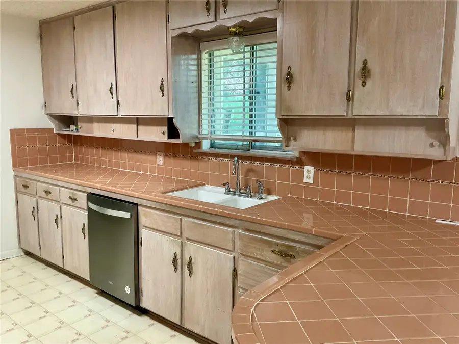 8600 Twilight Drive W, Benbrook, TX 76116 - #3