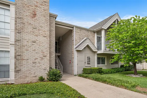 5881 Preston View Boulevard #111, Dallas, TX 75240