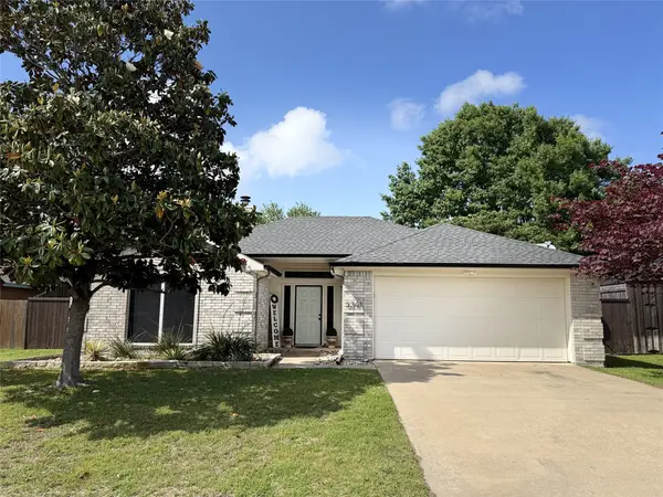 6241 Peach Tree Drive, Midlothian, TX 76065