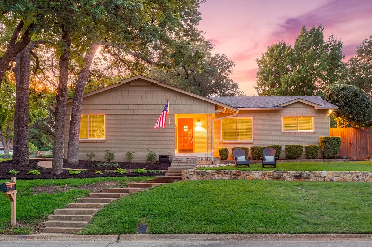 421 Crosstimber Drive, Hurst, TX 76053 - #1