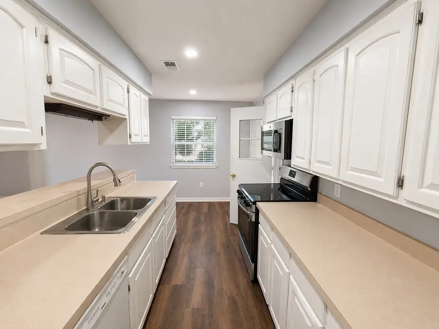 5641 Macneill Drive, Haltom City, TX 76148 - #2