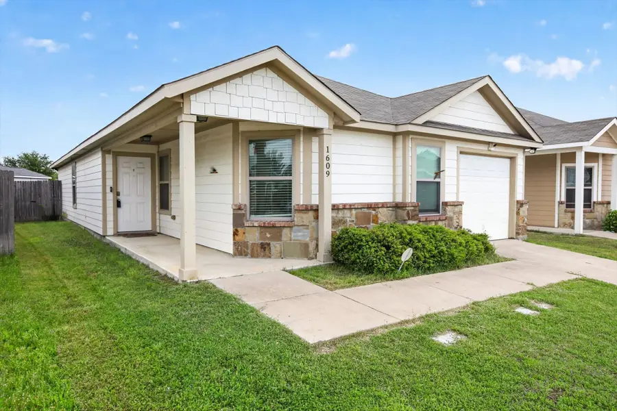 1609 Village Park Trail, Burleson, TX 76028 - #3