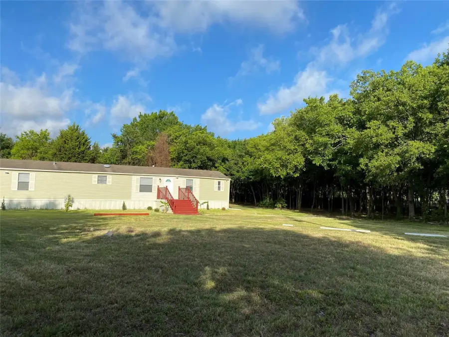 4201 N Interstate Highway 45, Ennis, TX 75119 - #3