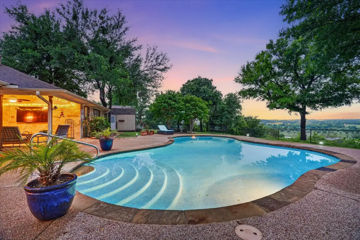 85 Crown Road, Willow Park, TX 76087 - #1