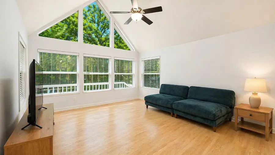 153 Candlelight Cove, Holly Lake Ranch, TX 75765 - #3