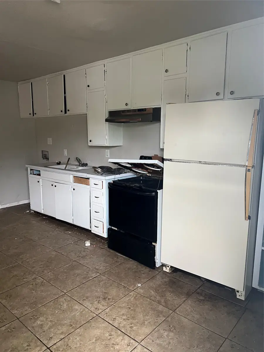 5409 Houghton Avenue, Fort Worth, TX 76107 - #3