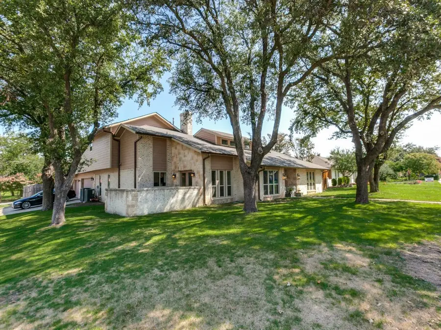 1501 Northland Street, Carrollton, TX 75006 - #2