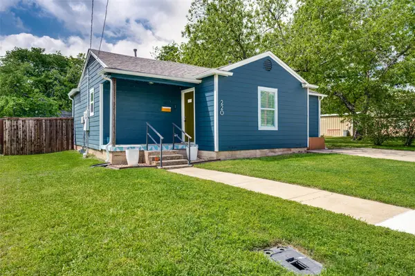 220 W College Street, Lewisville, TX 75057