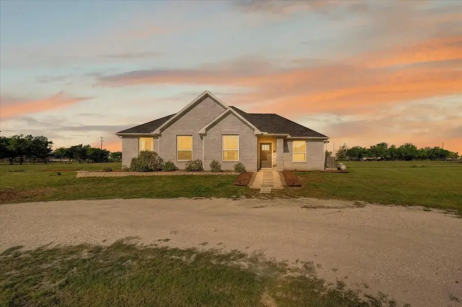 5130 Hillside Loop N, Justin, TX 76247 - #2