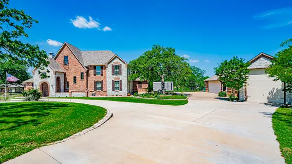 2308 Bentwater Court, Granbury, TX 76049