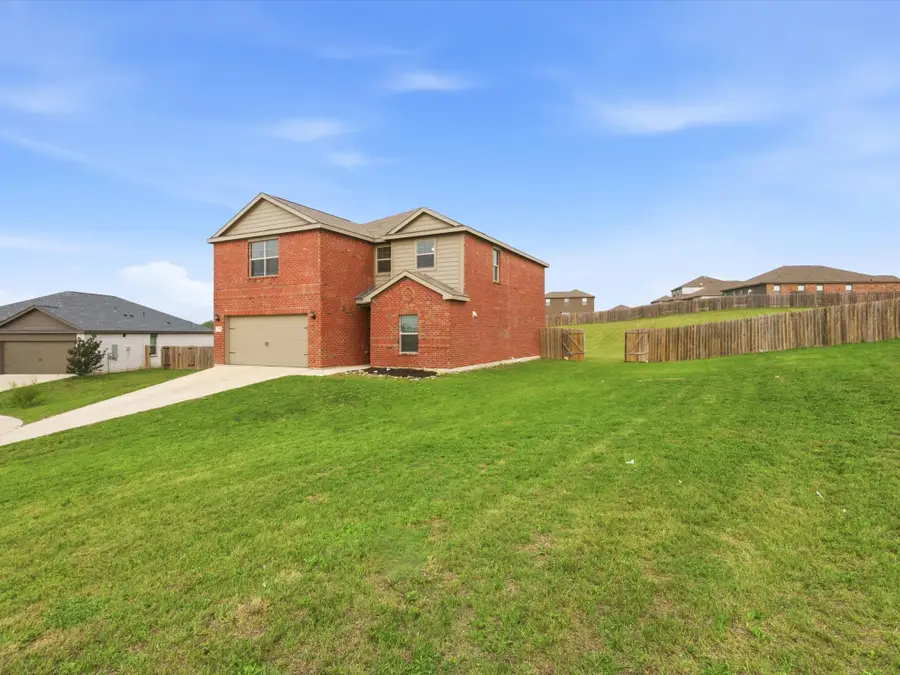 104 Saloon Cove W, Newark, TX 76071 - #3