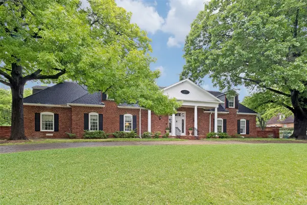 6555 Dartbrook Drive, Dallas, TX 75254