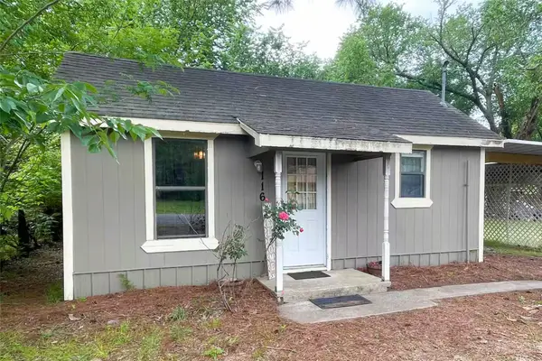 116 E Locust Street, Collinsville, TX 76233