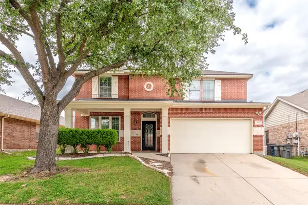 302 Highland Glen Drive, Wylie, TX 75098