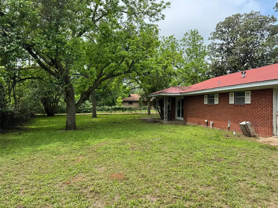 621 French Street, Trinidad, TX 75163 - #2