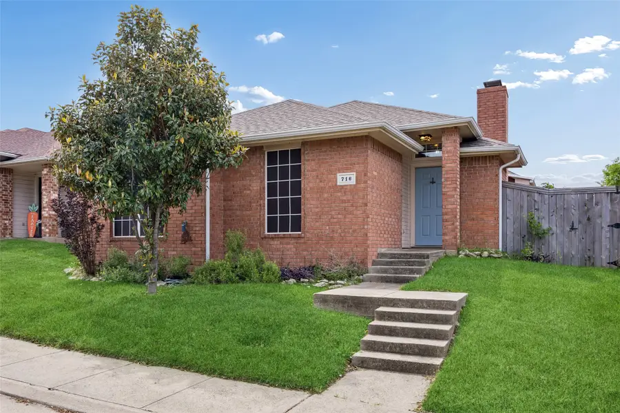 716 Ashbrook Drive, Desoto, TX 75115 - #2