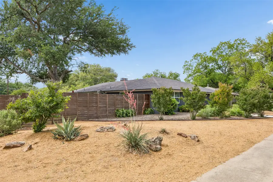 804 S Weatherred Drive, Richardson, TX 75080 - #3