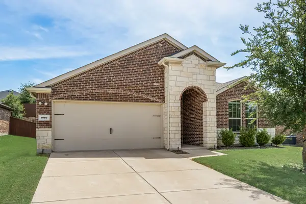 909 Peach Tree Lane, Anna, TX 75409