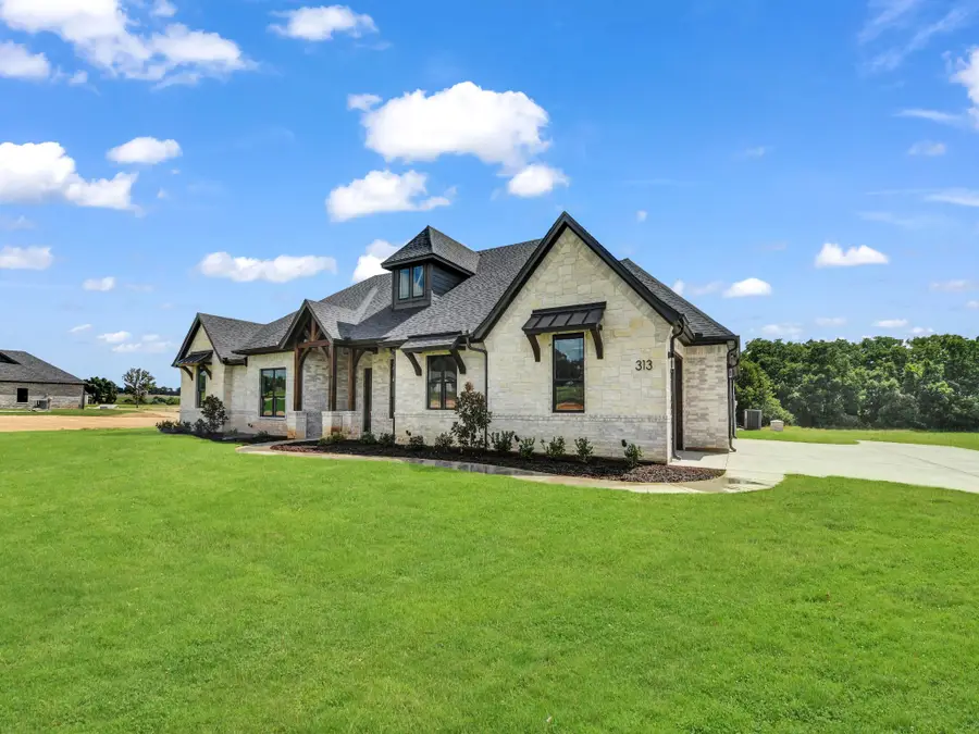 313 Wrangler Court, Weatherford, TX 76088 - #3