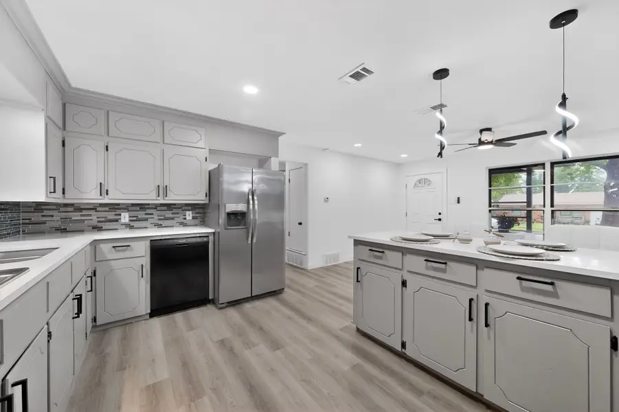 4518 Sandra Lynn Drive, Mesquite, TX 75150 - #3